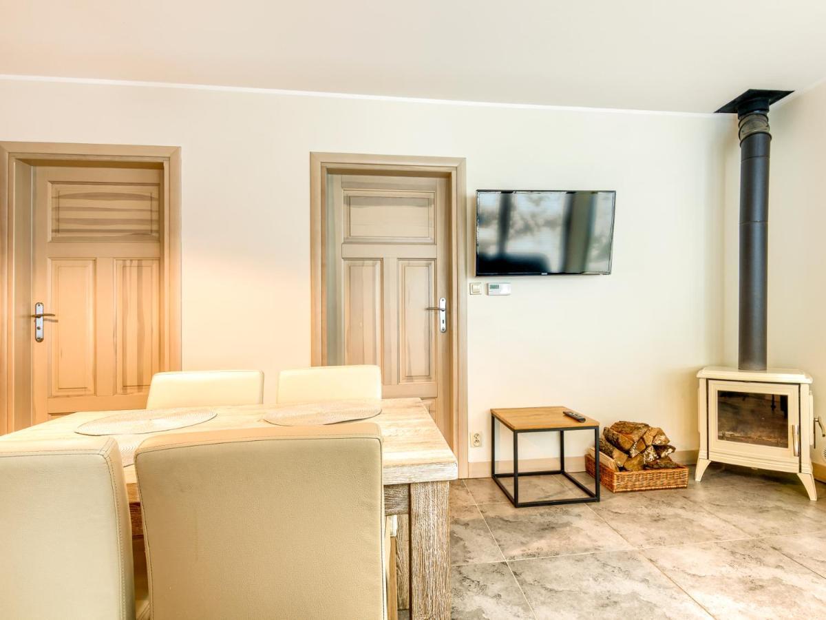 Mazursko - Komfortowe Apartamenty Nad Jeziorem, Sauna, Kominki Na Parterze Kretowiny Kültér fotó