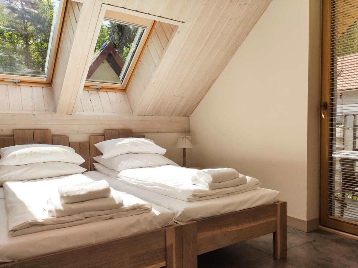 Mazursko - Komfortowe Apartamenty Nad Jeziorem, Sauna, Kominki Na Parterze Kretowiny Kültér fotó