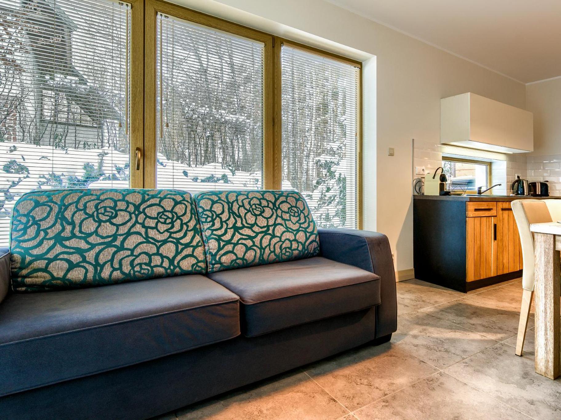 Mazursko - Komfortowe Apartamenty Nad Jeziorem, Sauna, Kominki Na Parterze Kretowiny Szoba fotó